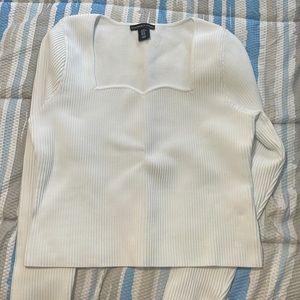 White long sleeve knitted top! Never worn! Perfect condition!
